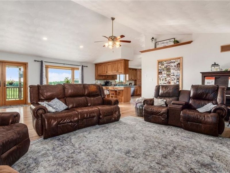 10550 Amish Ridge Road , Mount Perry, OH 43760 Photo 8