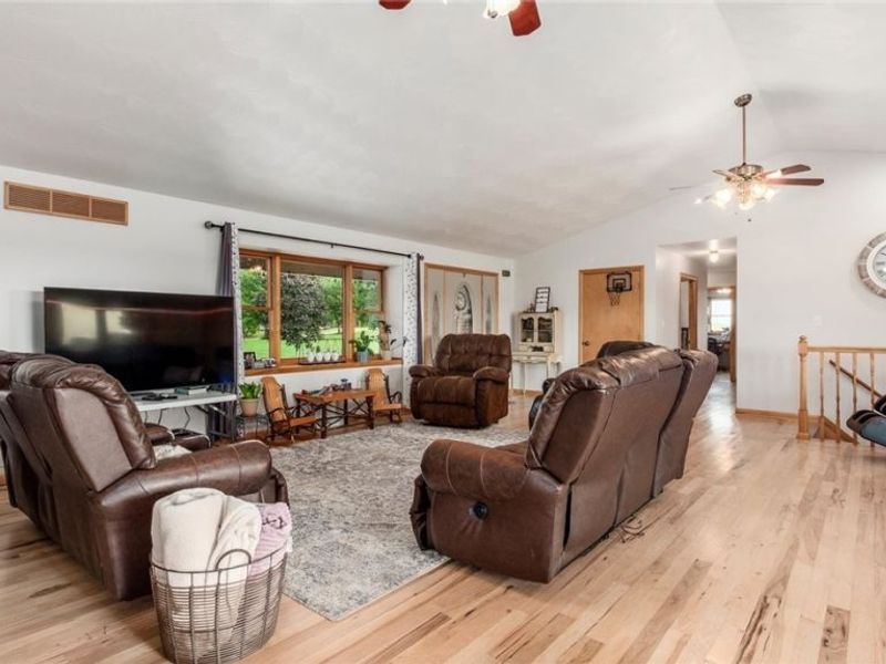 10550 Amish Ridge Road , Mount Perry, OH 43760 Photo 9