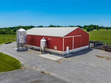 10550 Amish Ridge Road, Mount Perry, OH 43783