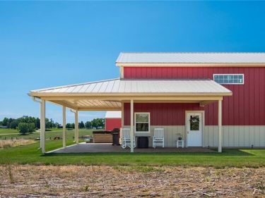 10550 Amish Ridge Road, Mount Perry, OH 43783