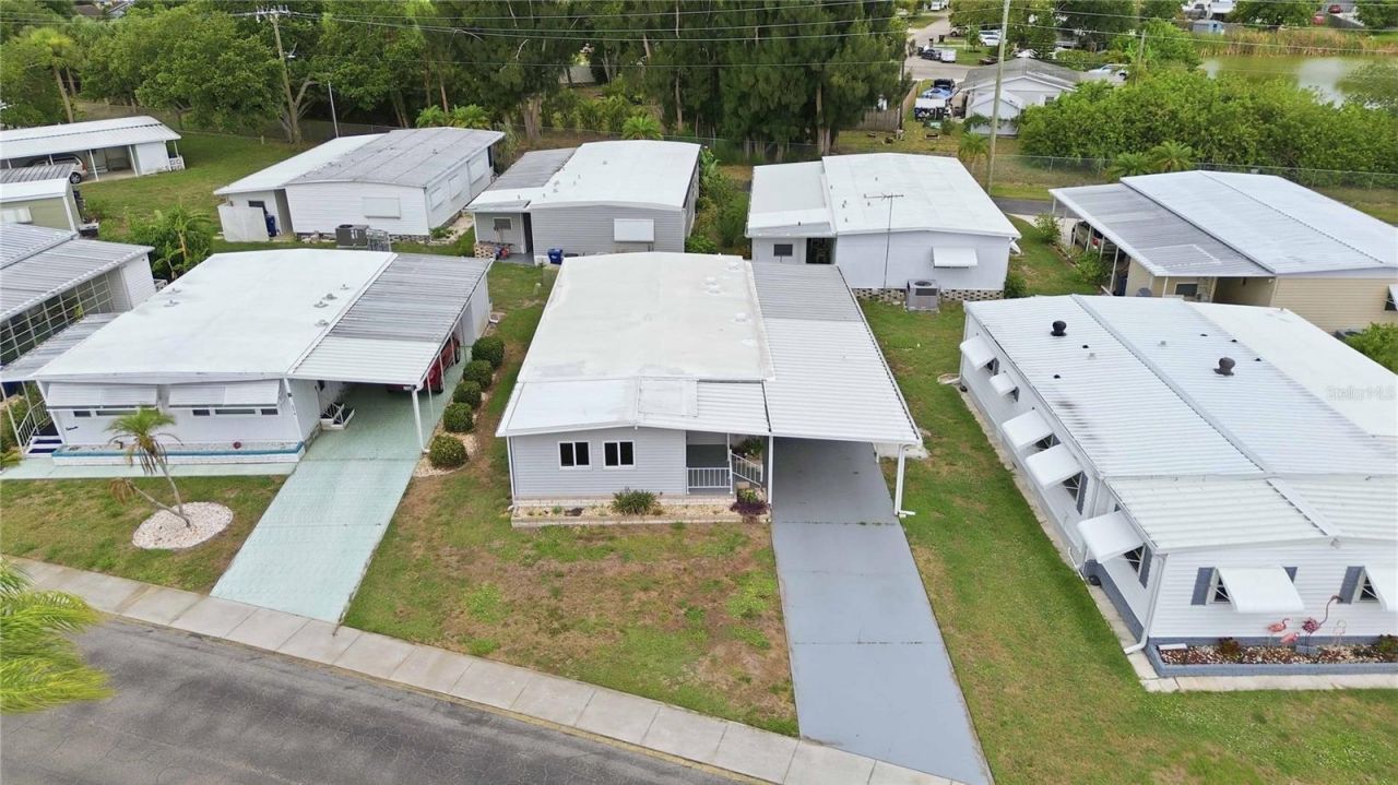 5316 Chateau Lane , Bradenton, FL 34207 Photo