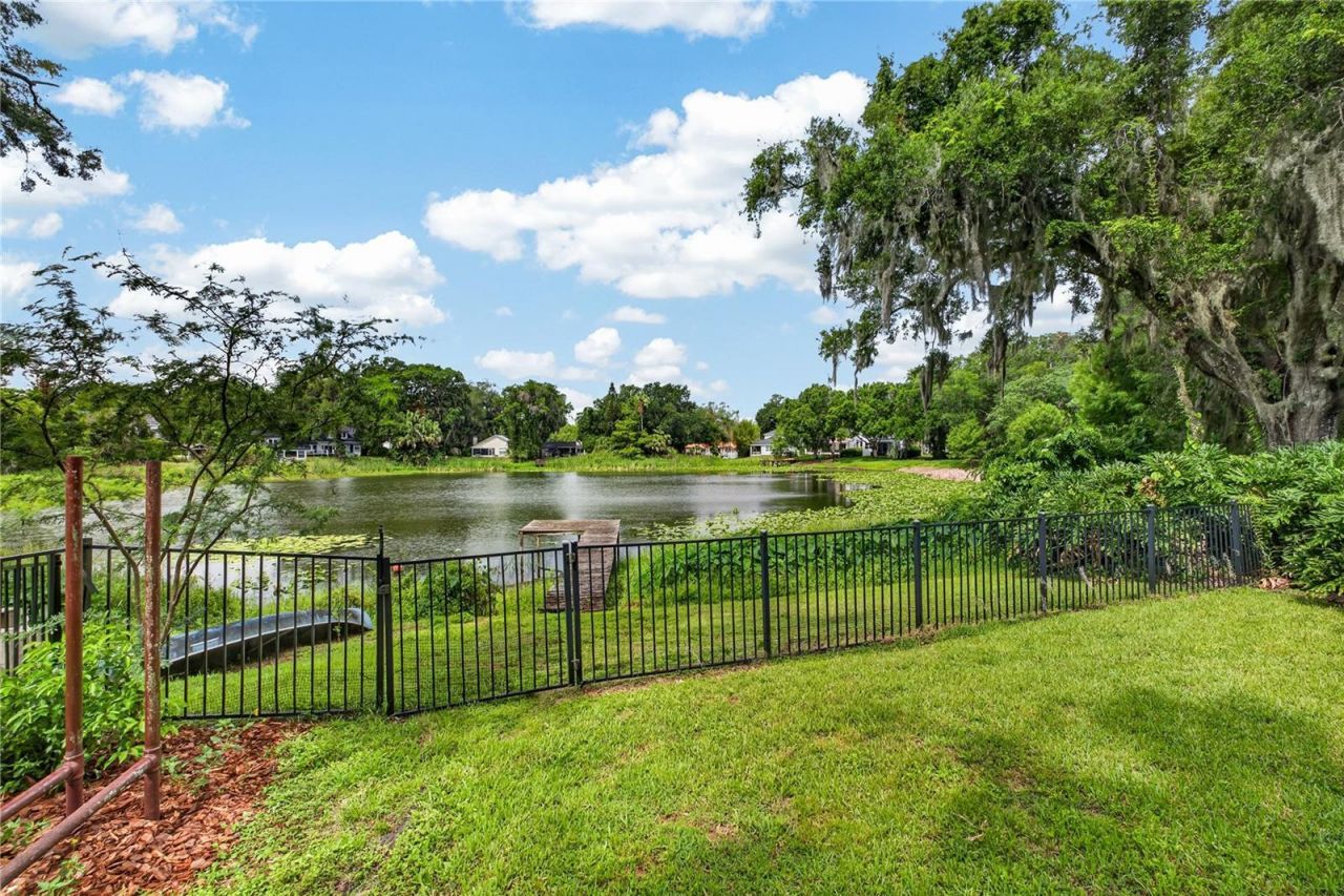 1800 Carlton Drive, Orlando, FL 32806 Photo