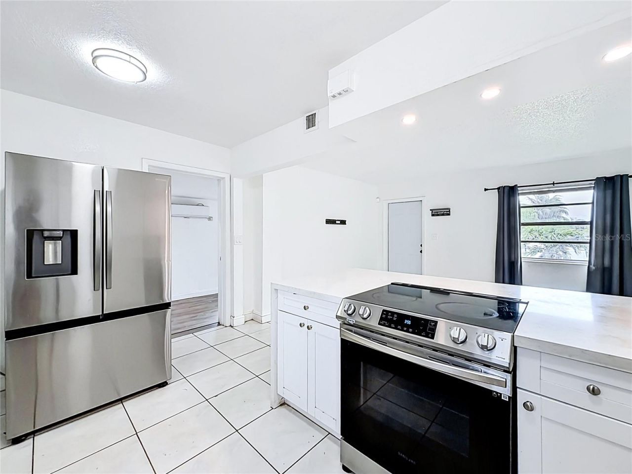 1838 Lauderdale Manor Drive , Fort Lauderdale, FL 33311 Photo