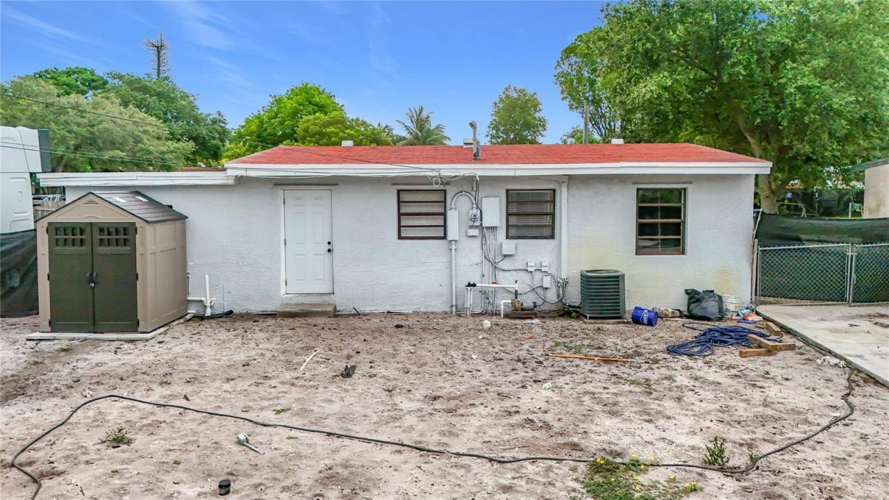 1838 Lauderdale Manor Drive , Fort Lauderdale, FL 33311 Photo