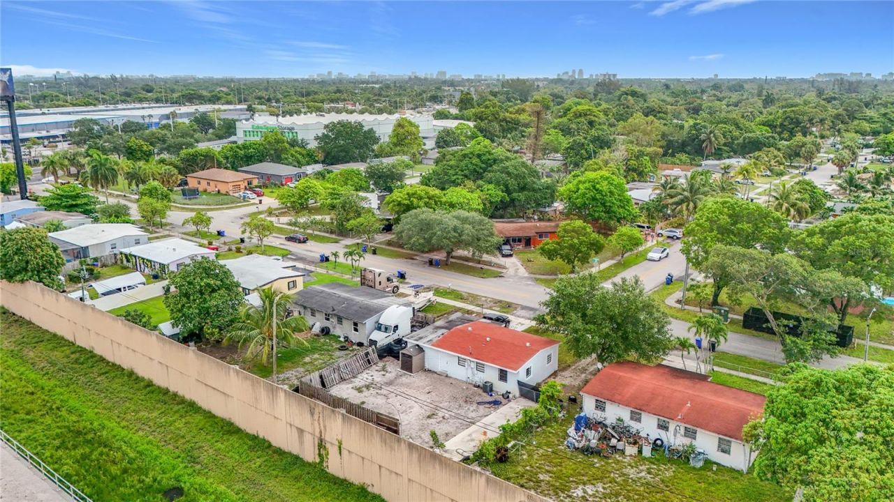 1838 Lauderdale Manor Drive , Fort Lauderdale, FL 33311 Photo