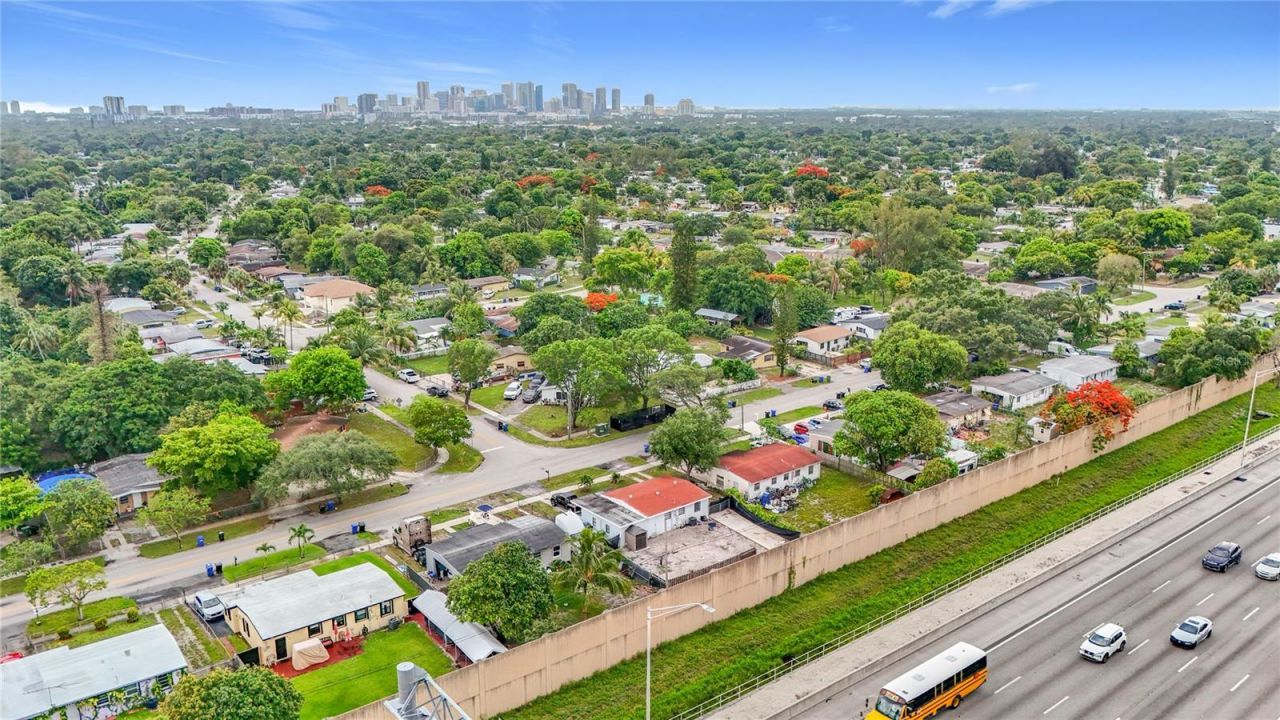 1838 Lauderdale Manor Drive , Fort Lauderdale, FL 33311 Photo