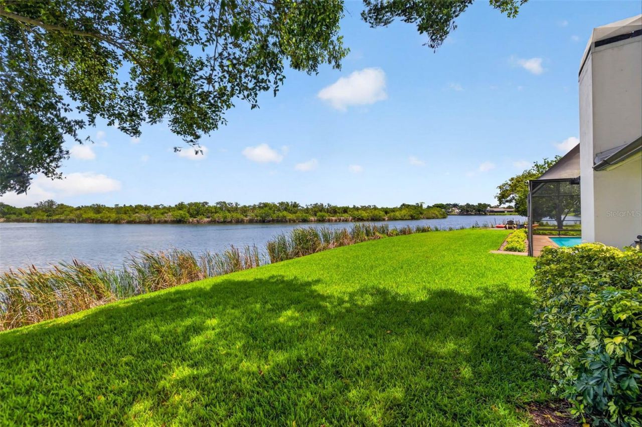 1472 73rd Circle Ne, Saint Petersburg, FL 33702 Photo