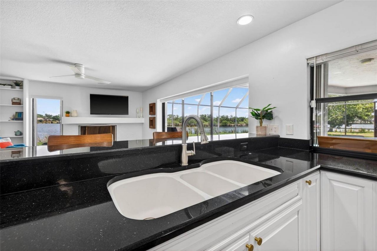 1472 73rd Circle Ne, Saint Petersburg, FL 33702 Photo