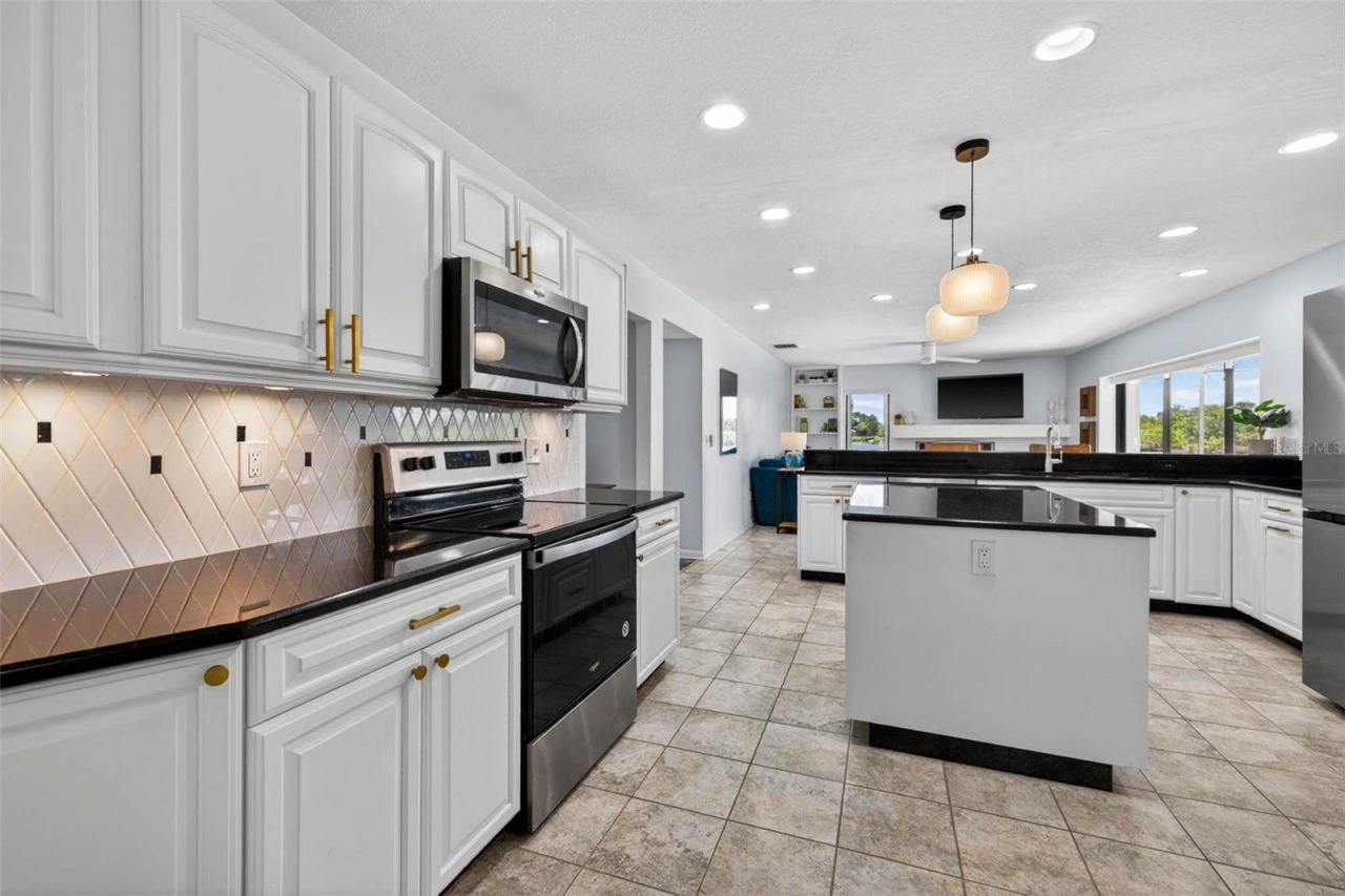 1472 73rd Circle Ne, Saint Petersburg, FL 33702 Photo