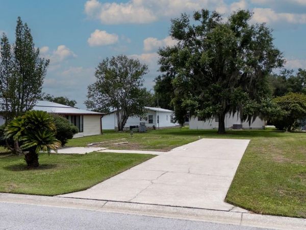 35100 COLONY HILLS DRIVE , ZEPHYRHILLS, FL 33541