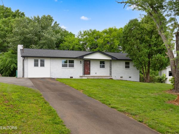 137 Amesbury Rd, Knoxville, TN 37934