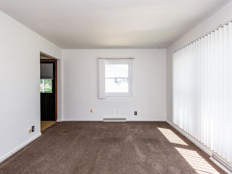 810 Meadow Lane, Troy, OH 45373 Photo 4