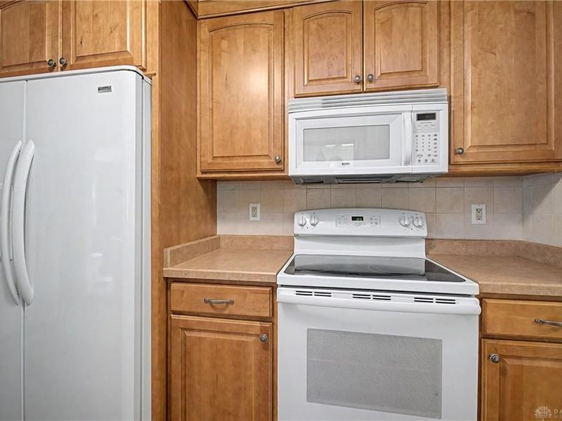 4114 Middlebrook Drive, Beavercreek, OH 45440 Photo 9