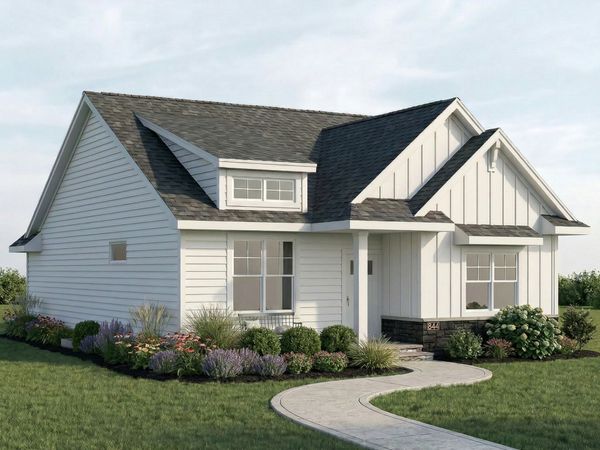 304 Veterans Boulevard, Knoxville, IA 50138