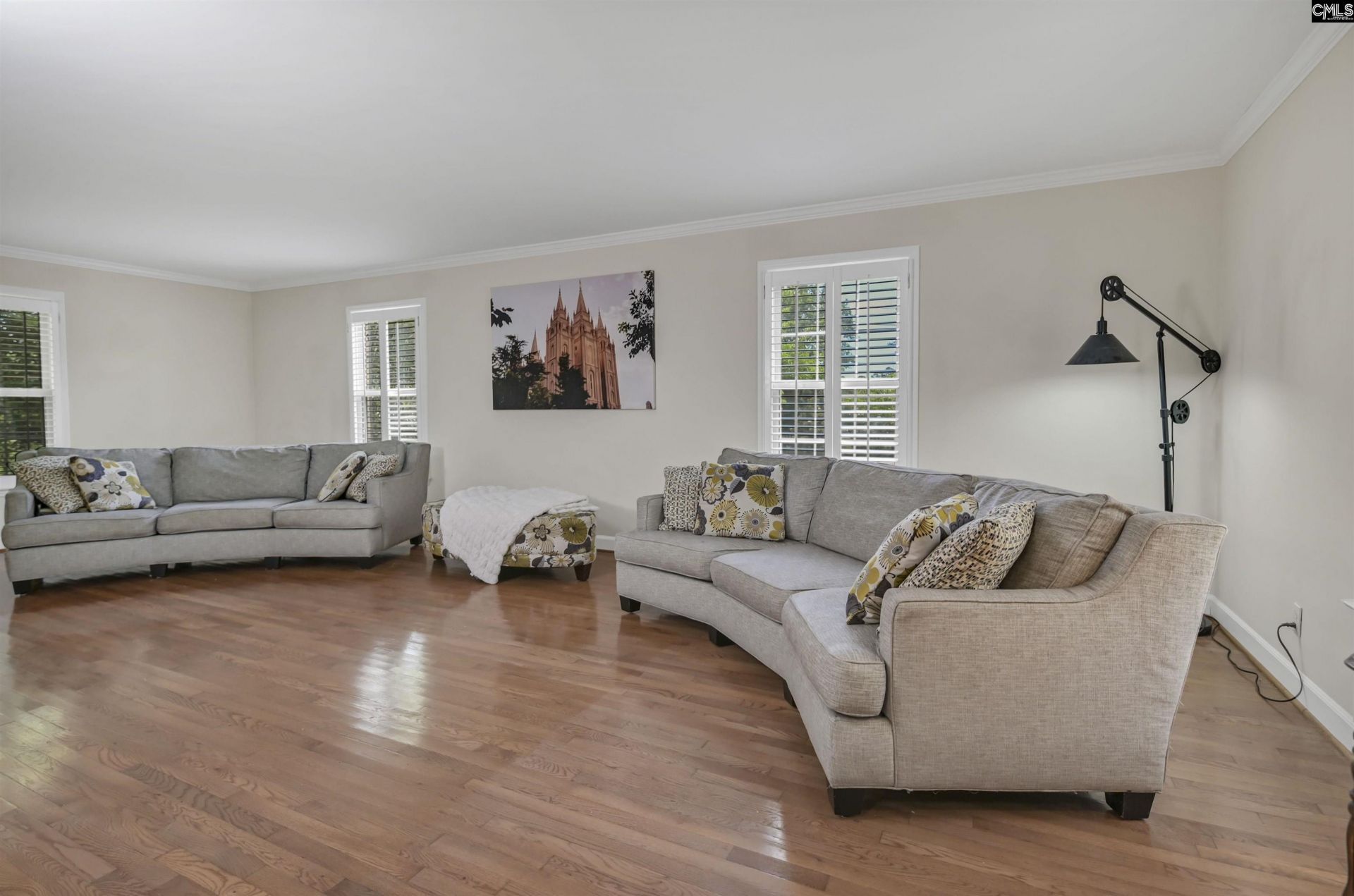 2203 Cornwallis Avenue  Photo 12