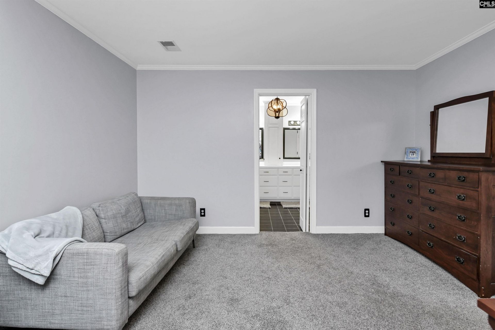 2203 Cornwallis Avenue  Photo 16