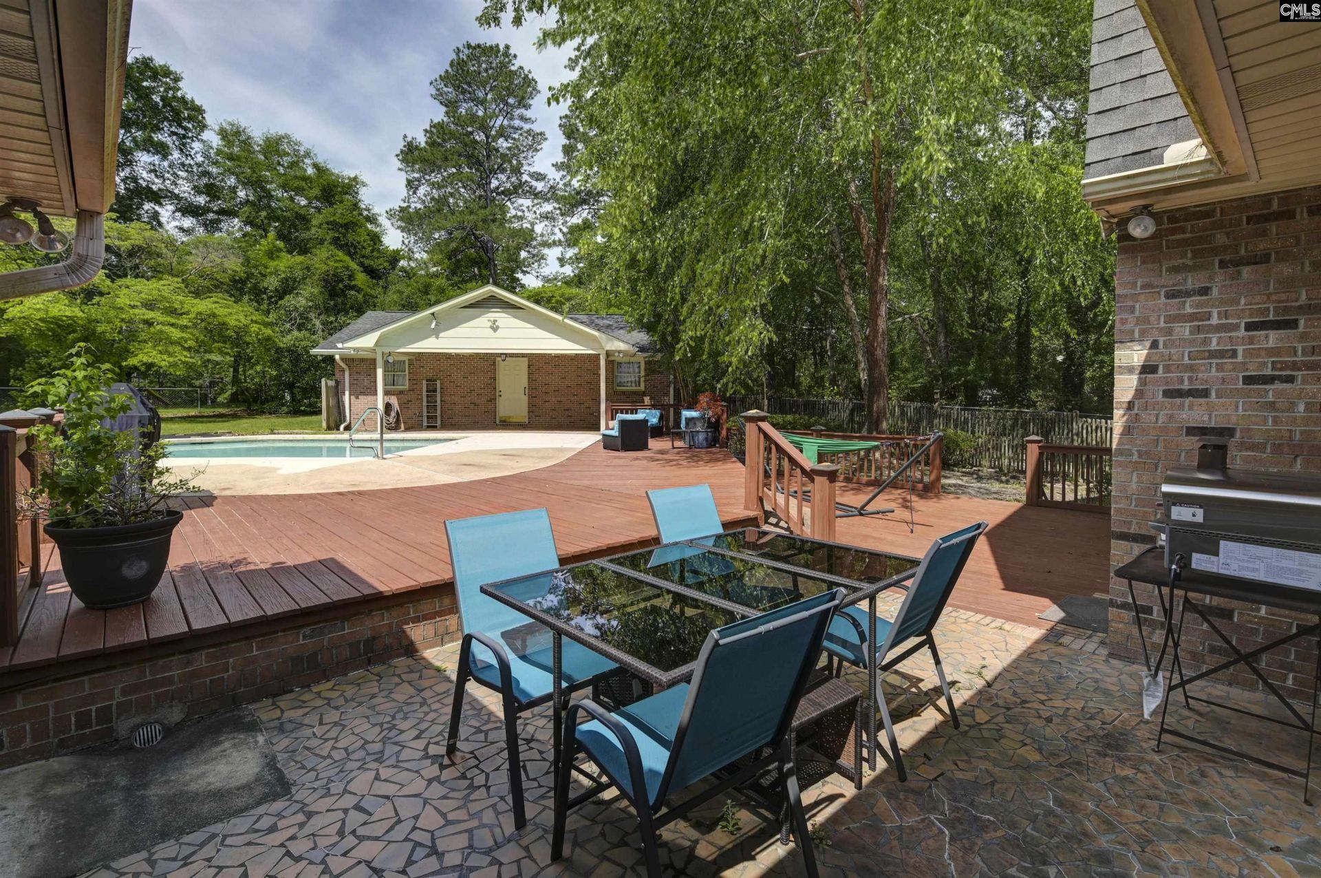 2203 Cornwallis Avenue  Photo 23