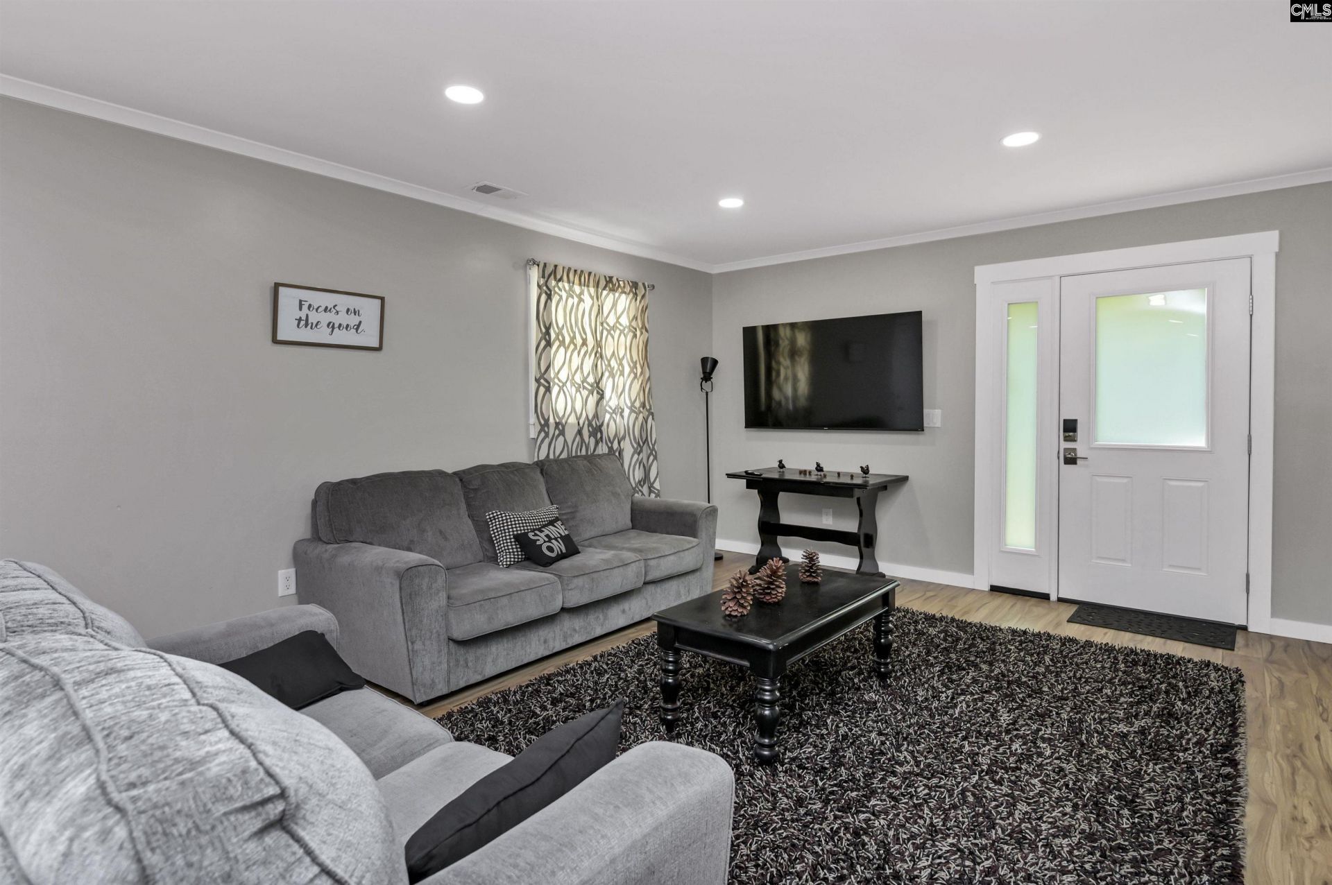 2203 Cornwallis Avenue  Photo 28