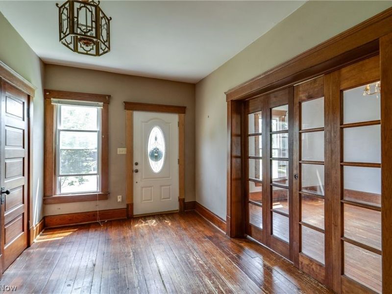 567 Crosby Street, Akron, OH 44302 Photo 8