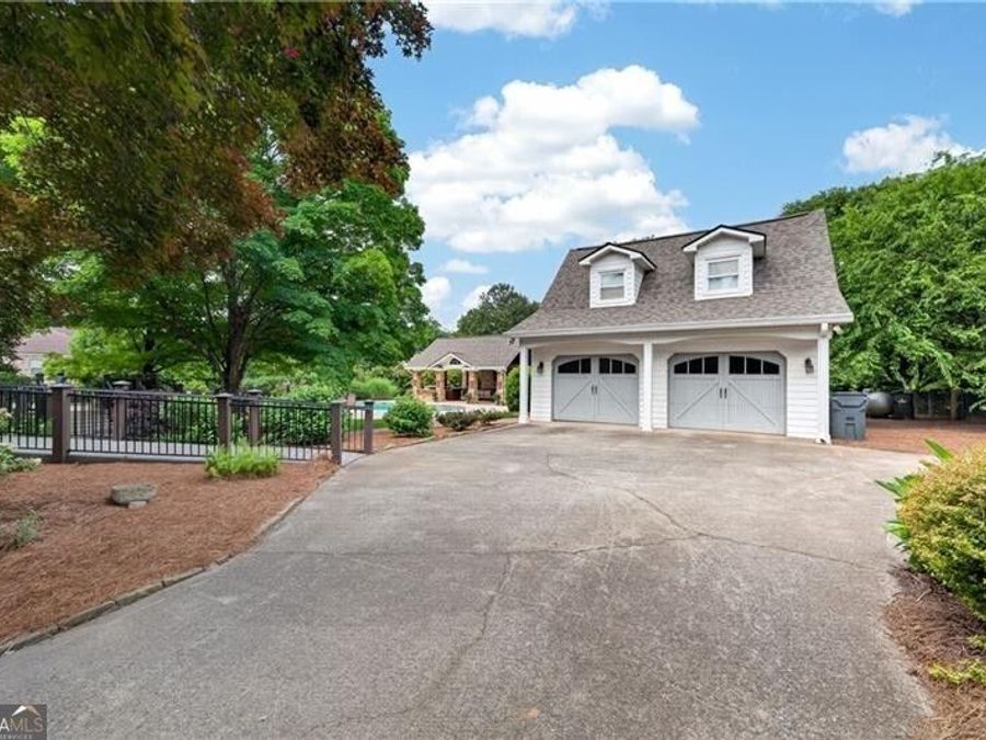 Property Image 81
