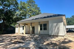 122 Bramwell Drive photo 4