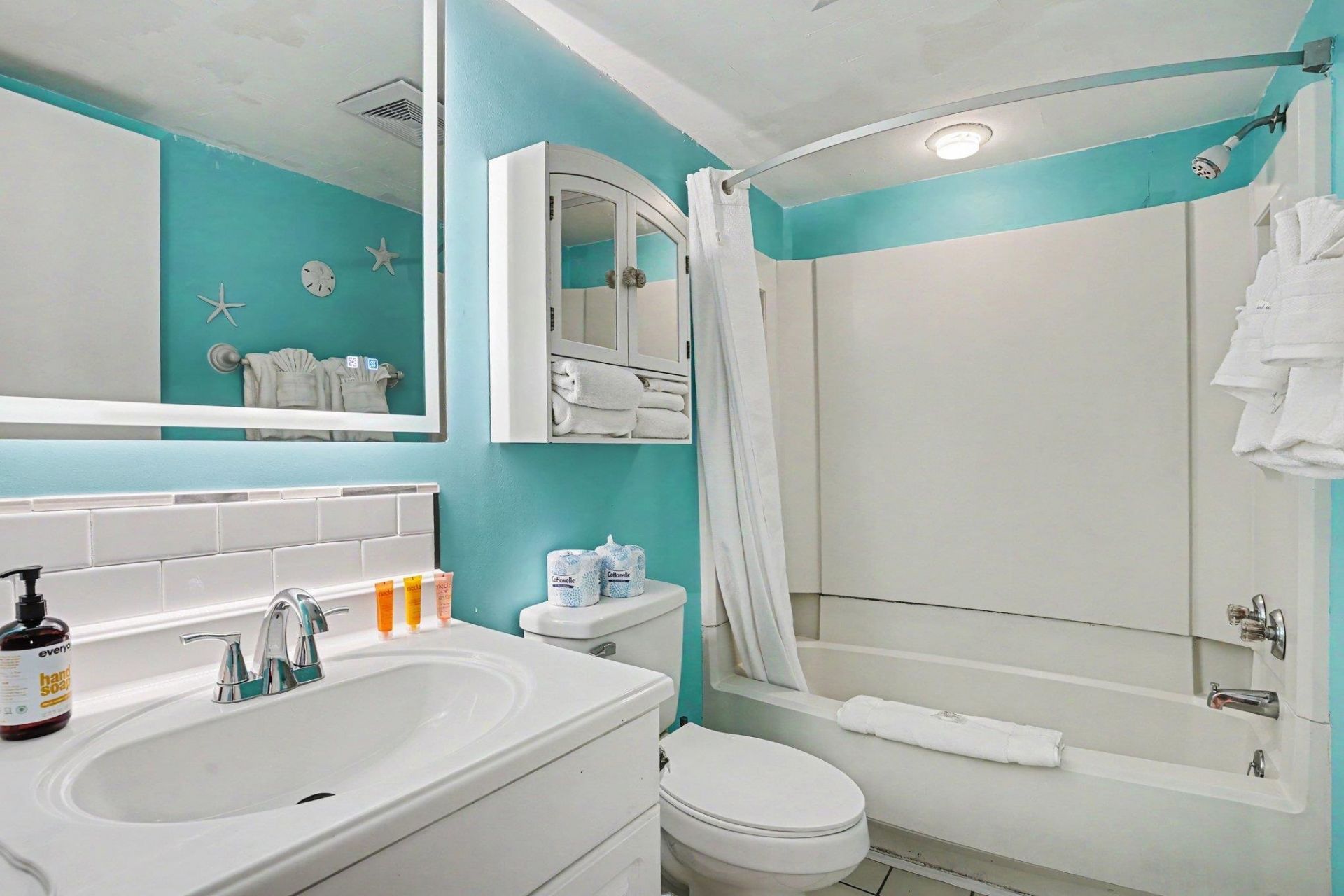 9550 Shore Dr.  Photo 12