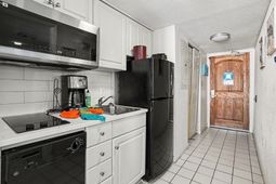9550 Shore Dr.  photo 4