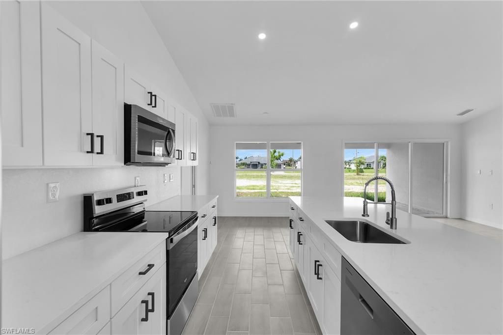 4130 NW 33rd St, Cape Coral, FL 33993 Photo