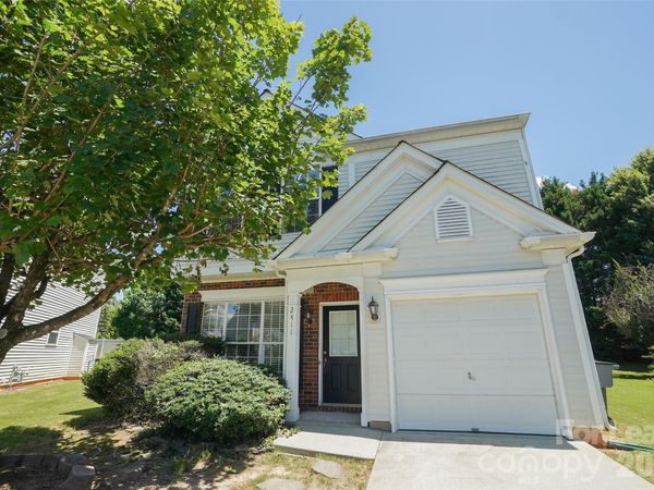2411 Normancrest Court , Charlotte, NC 28270