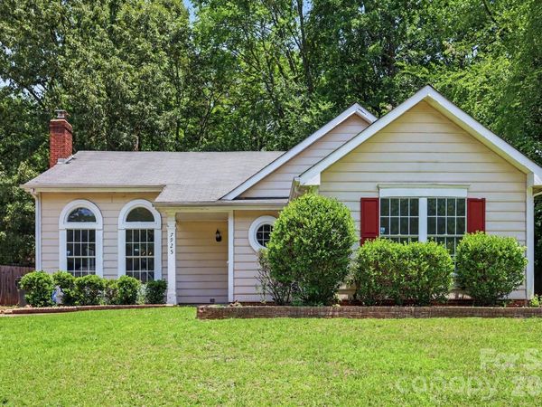7925 Turquoise Drive, Charlotte, NC 28215