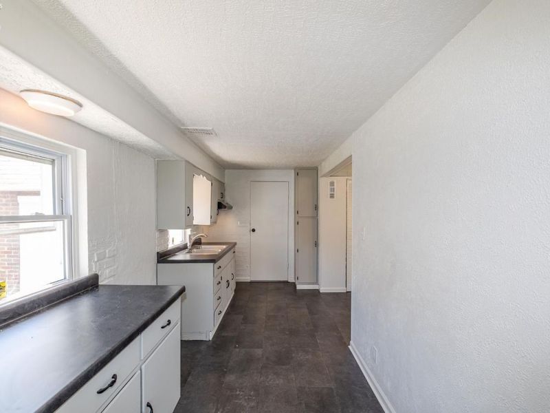 1926 Nichols Avenue, Lorain, OH 44053 Photo 6