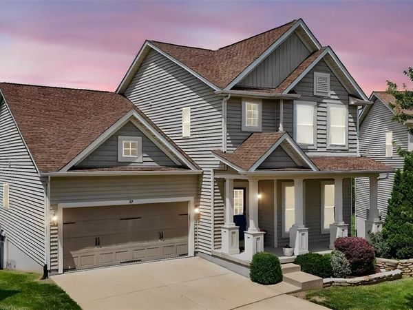 47 Country Stone Court , Lake St Louis, MO 63367