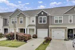102 Rosefield Court photo 4