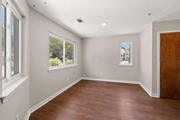 854 Catalpa photo 4