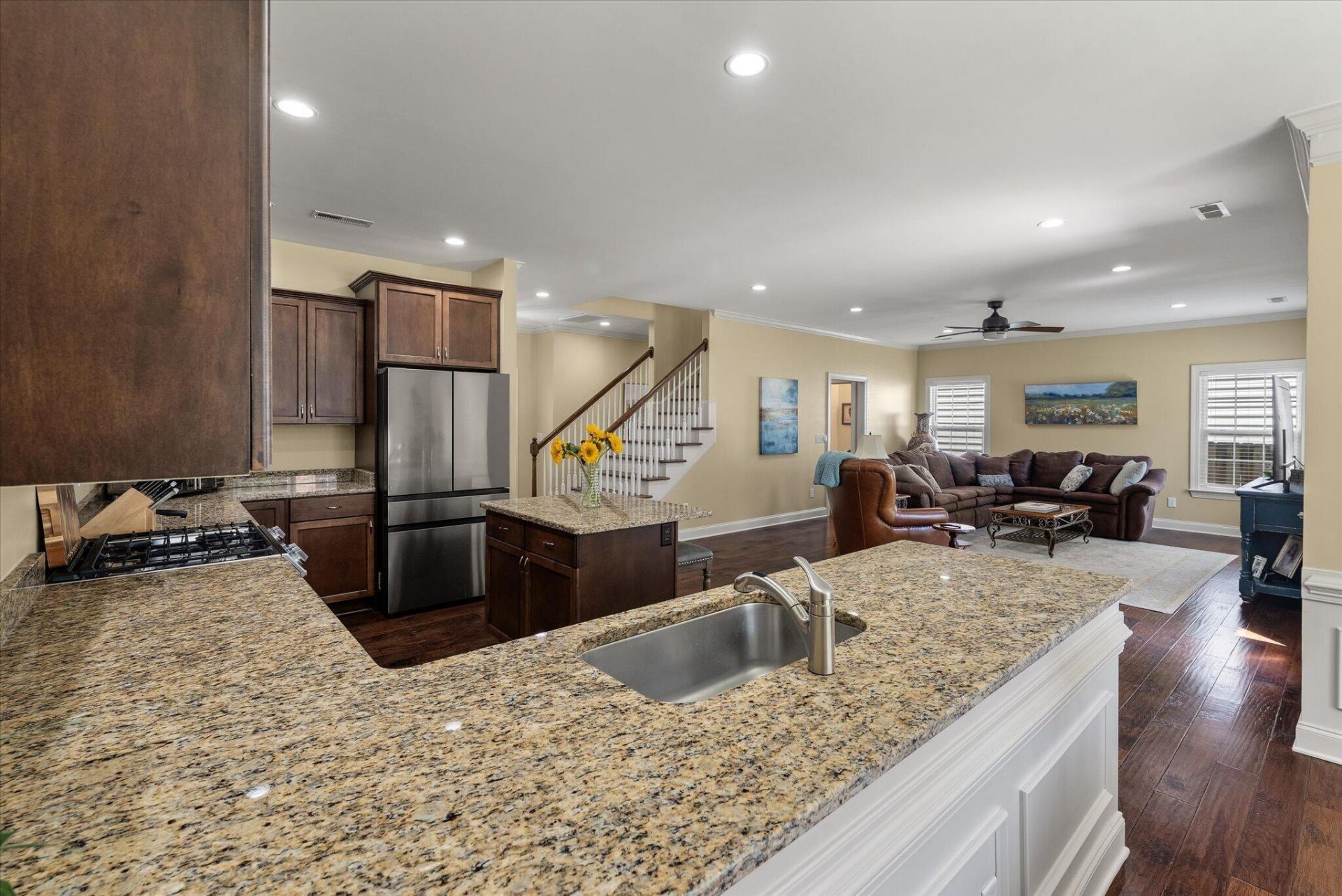 1904 Chestnut Oak Lane Photo 12