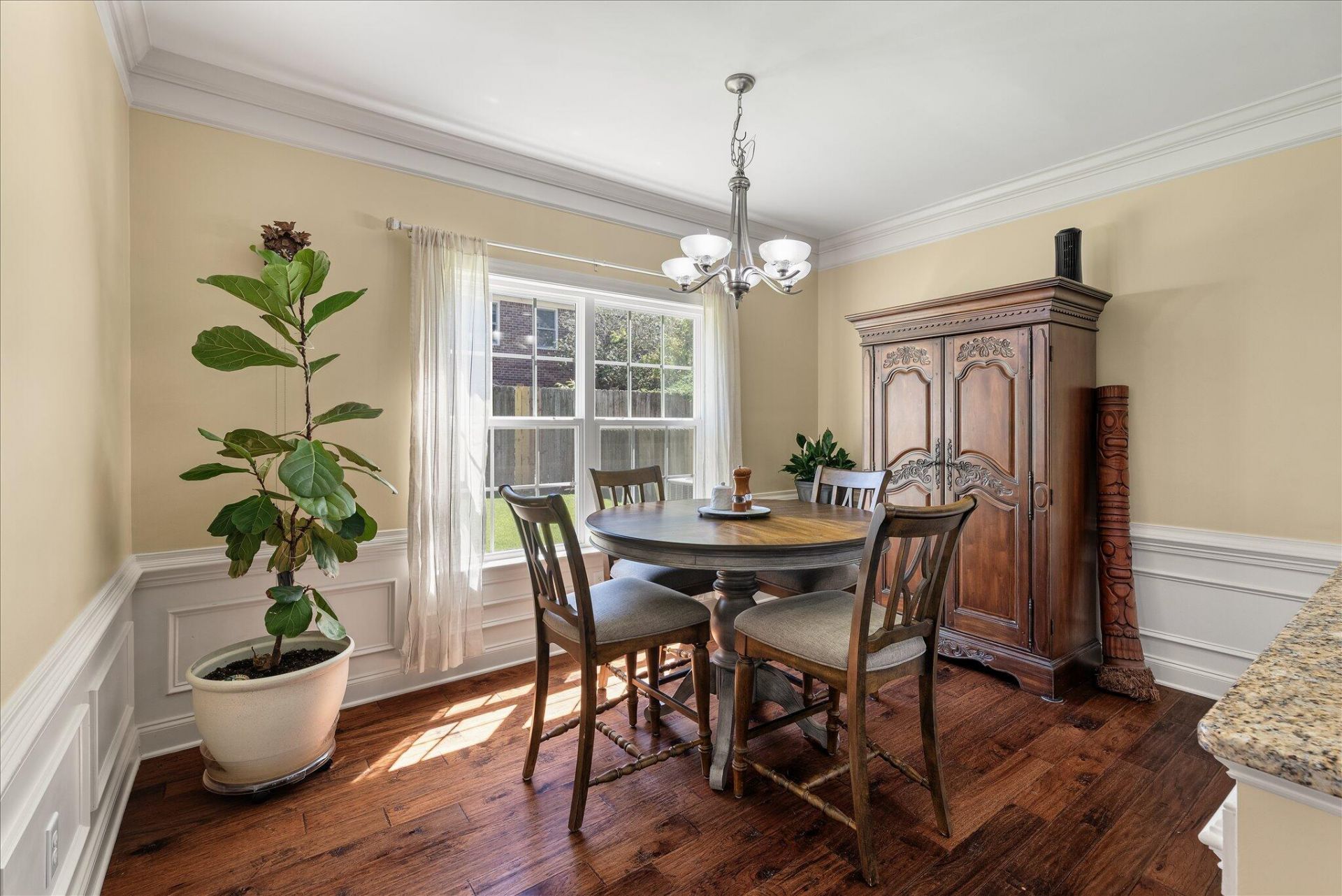 1904 Chestnut Oak Lane Photo 19