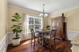 1904 Chestnut Oak Lane photo 4