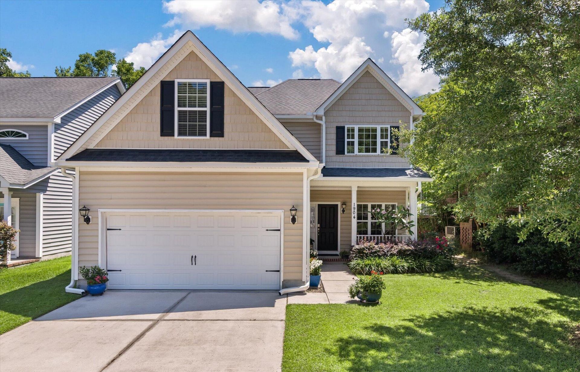 1904 Chestnut Oak Lane Photo 4