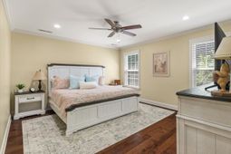 1904 Chestnut Oak Lane photo 4