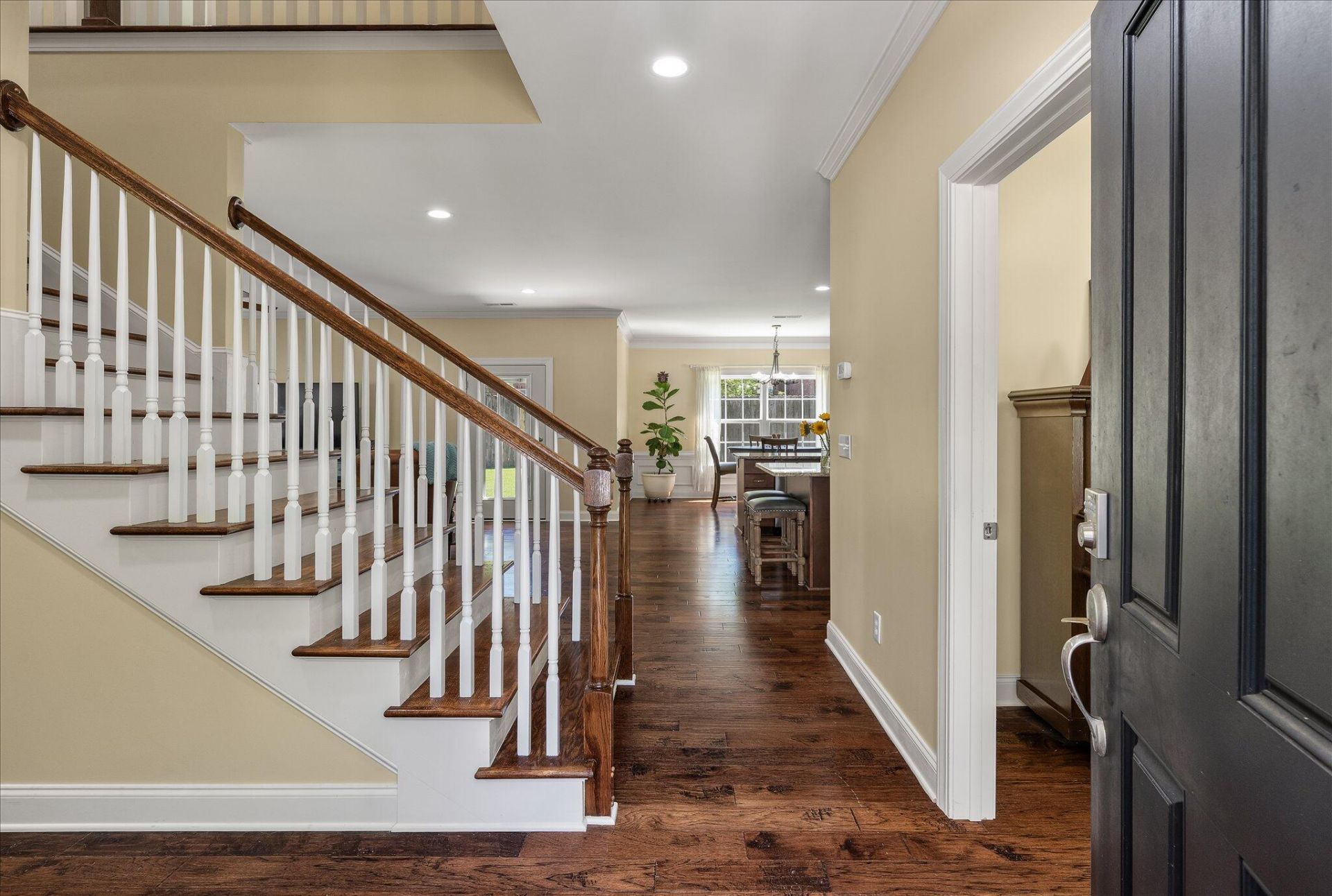 1904 Chestnut Oak Lane Photo 6