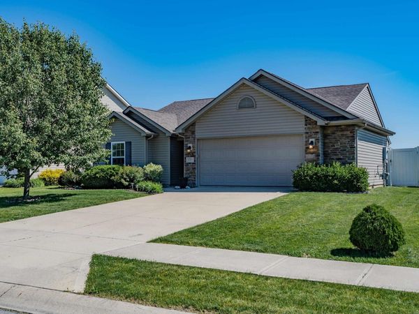 10909 Calera Passage, Roanoke, IN 46783