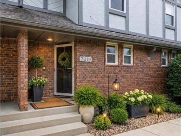 7019 N Fisk Court, Kansas City, MO 64151
