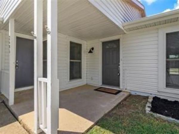 2601 Knoll Trail, Euless, TX 76039