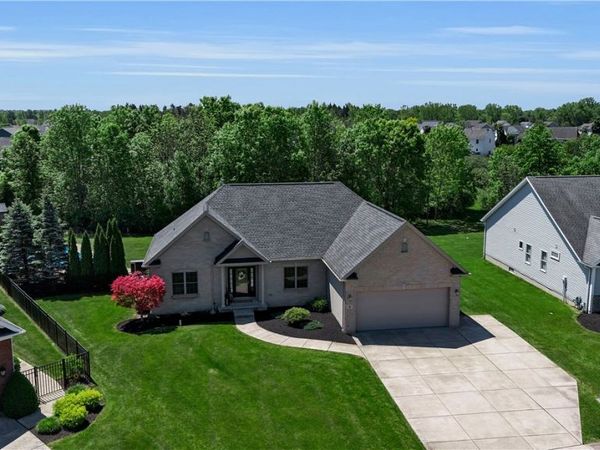 38 Nicholas Lane , Lancaster, NY 14086