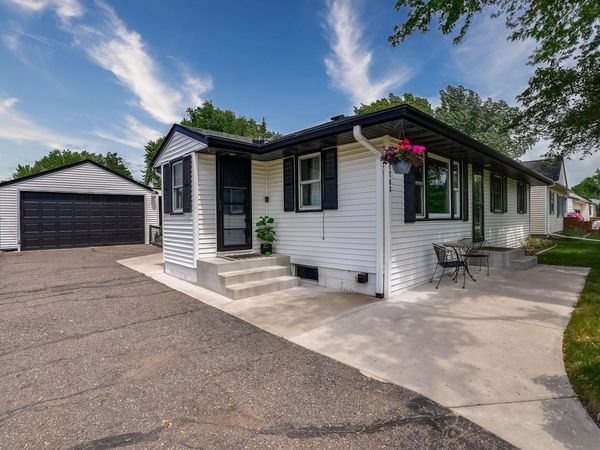 1783 Pinewood Drive , Shoreview, MN 55126