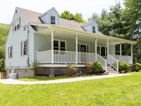 36 Marshall Road , Hyde Park, NY 12538