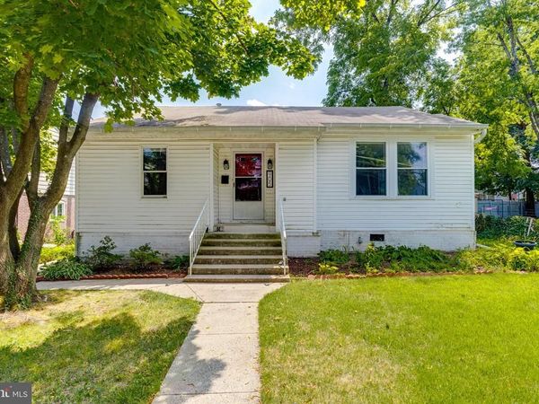 905 REGESTER, IDLEWYLDE, MD 21239