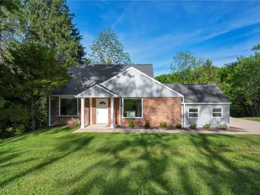 3975 Ellendale Road, Moreland Hills, OH 44022