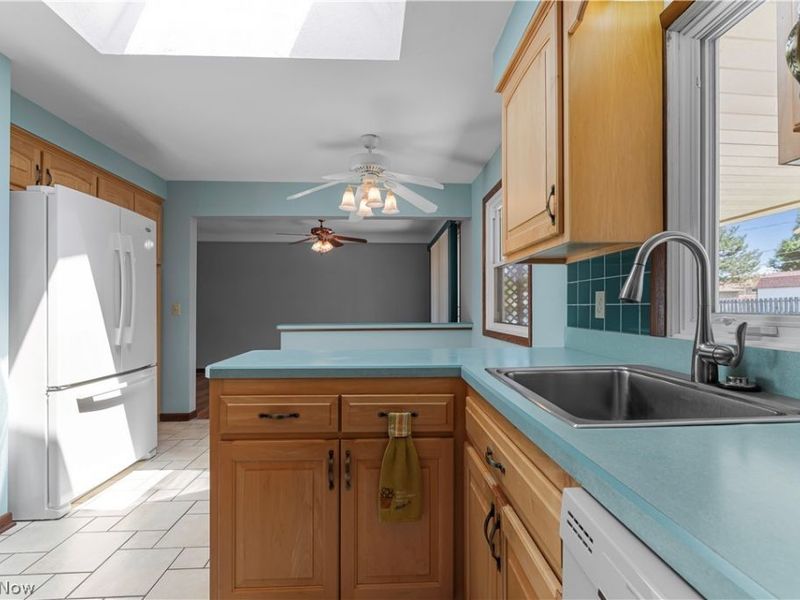 7313 Whitaker Drive , Parma, OH 44130 Photo 10
