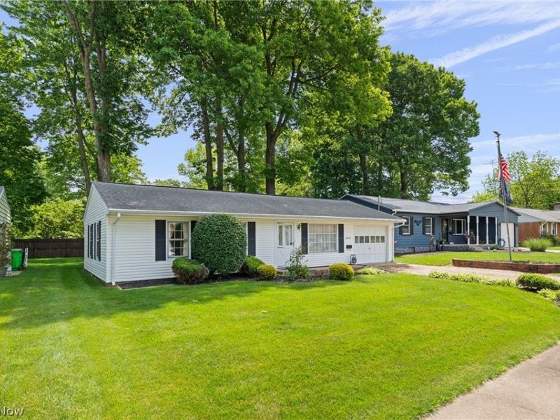 2610 Center Avenue , Alliance, OH 44601 Photo 1